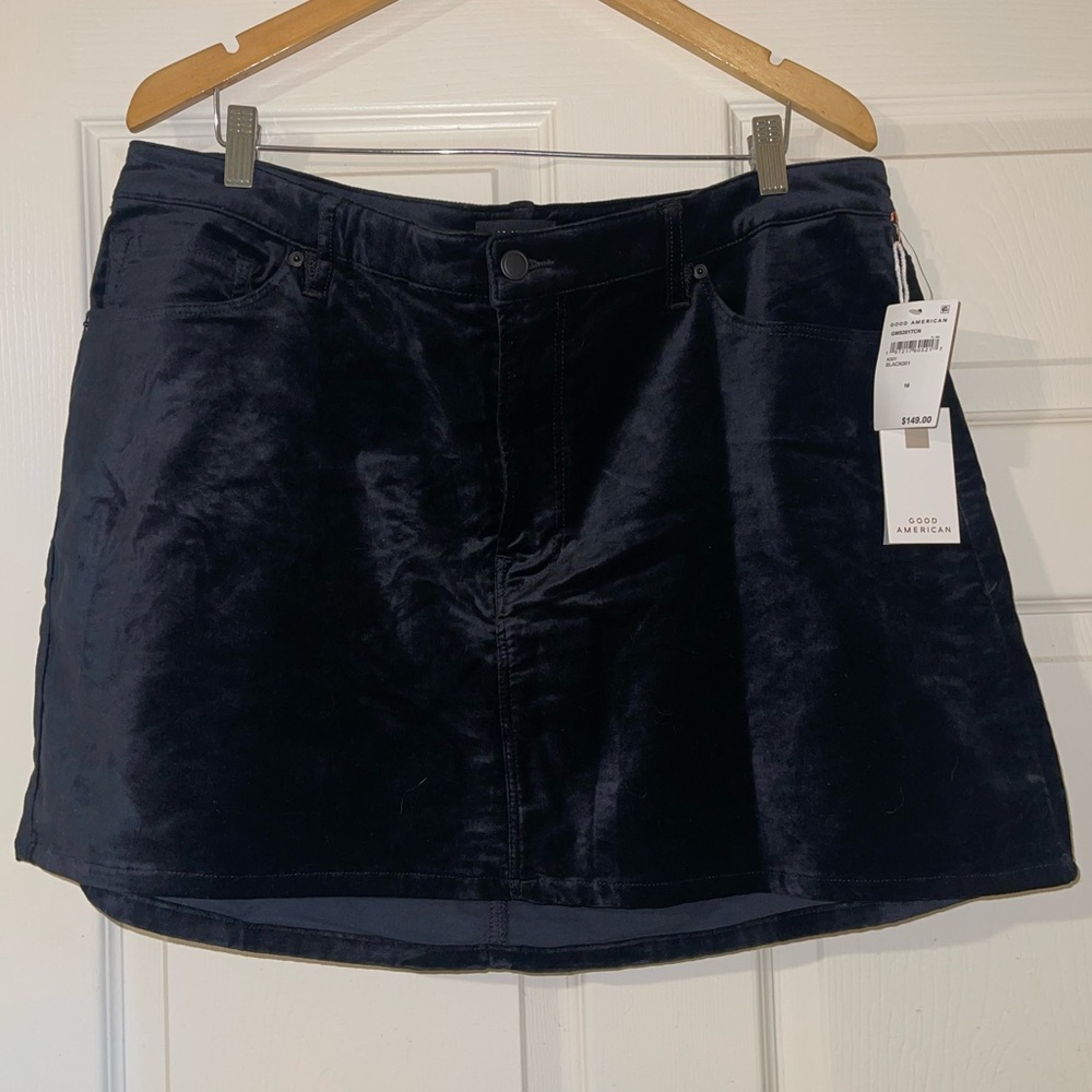 Good American Black Velvet Skirt